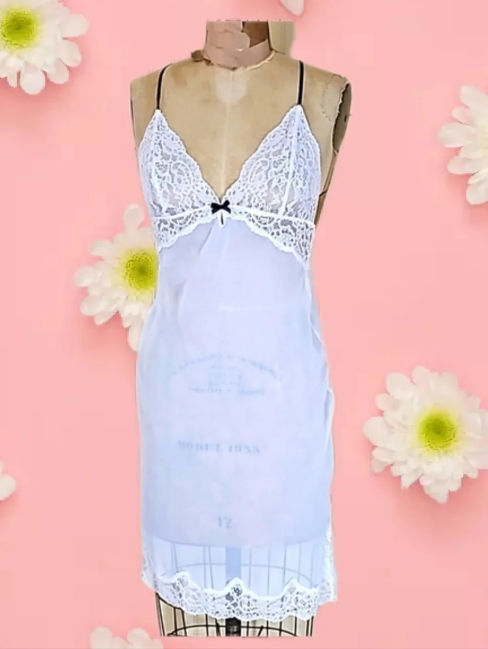 VICTORIA'S SECRET sheer, lacy chemise size Medium